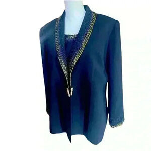 Verucci beaded jacket with matching sleeveless shirt. Size 14. M. Excellent cond